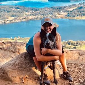 Meet your Posher, Andrea